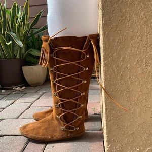 Minnetonka Moccasin Boots